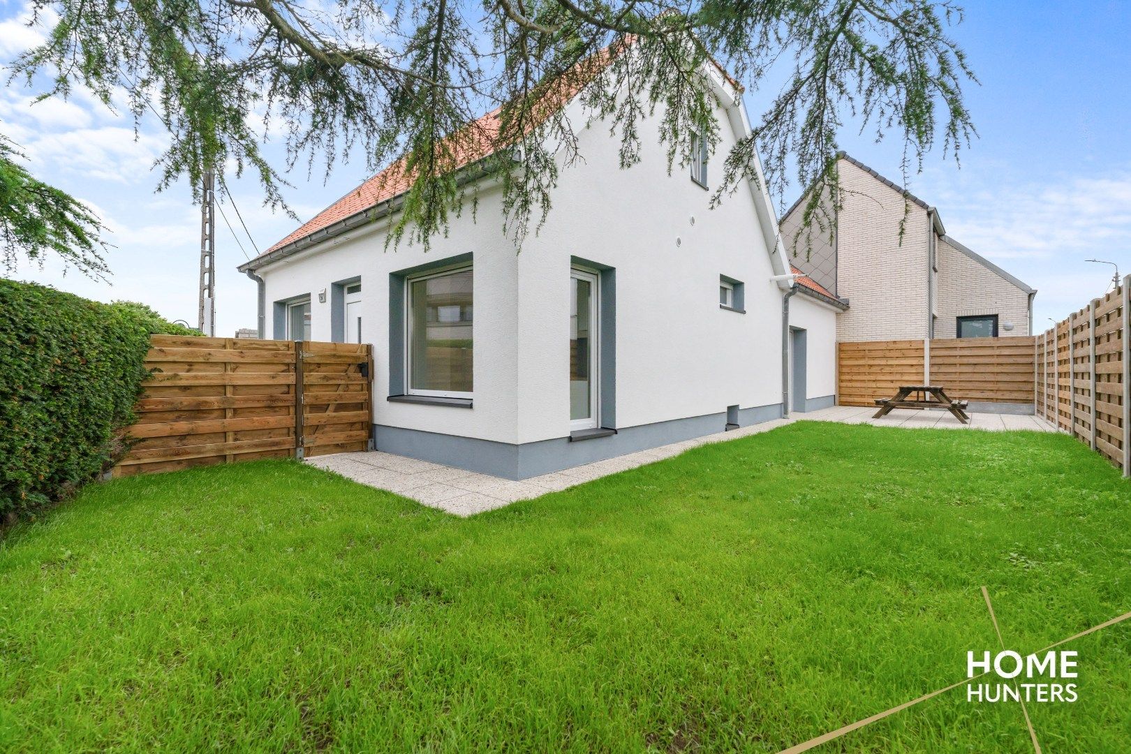Gerenoveerde woning met 3 slaapkamers, zonnige tuin en een garage foto 6