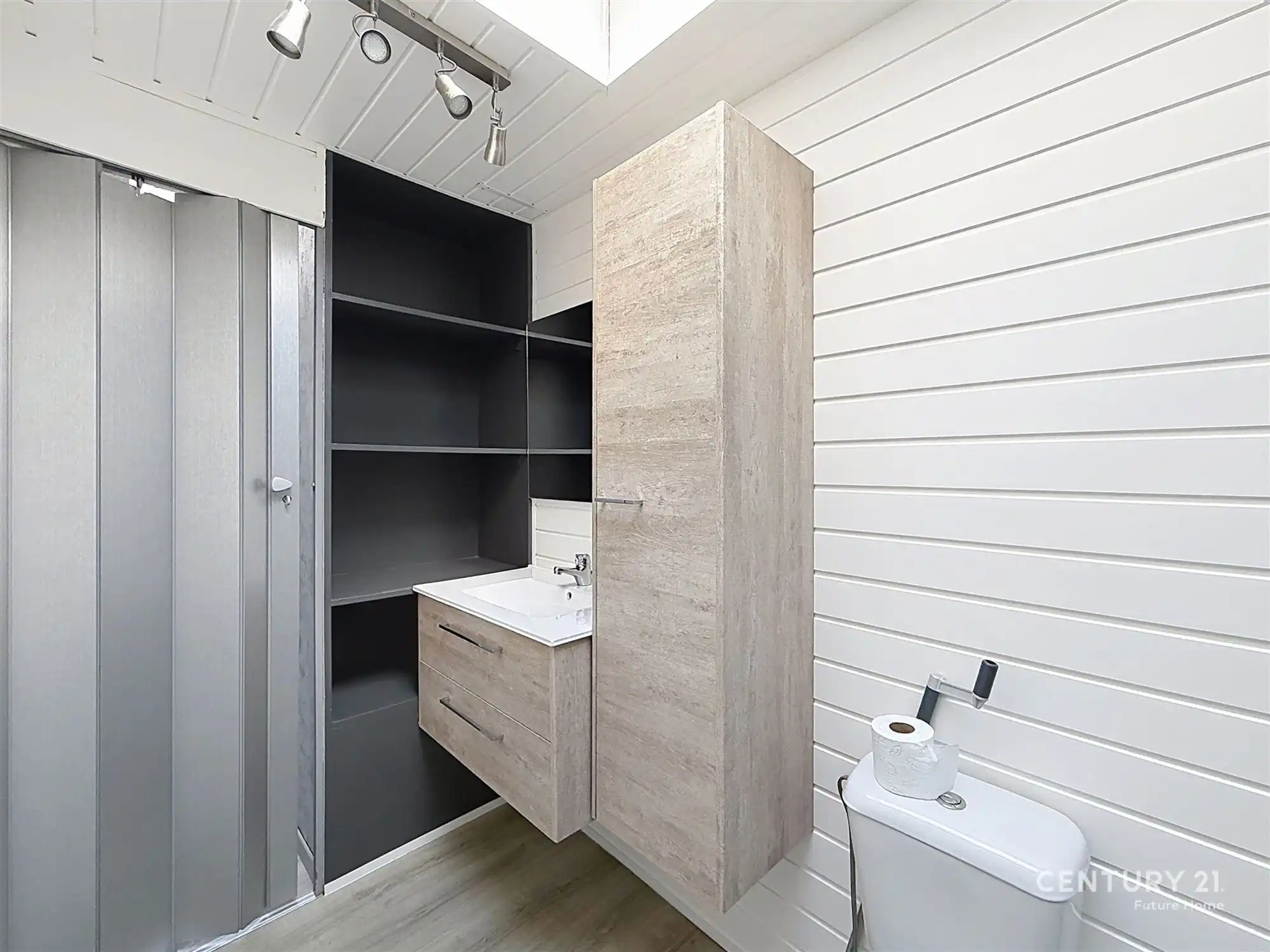 Charmante rijwoning te koop in Diest! foto 12