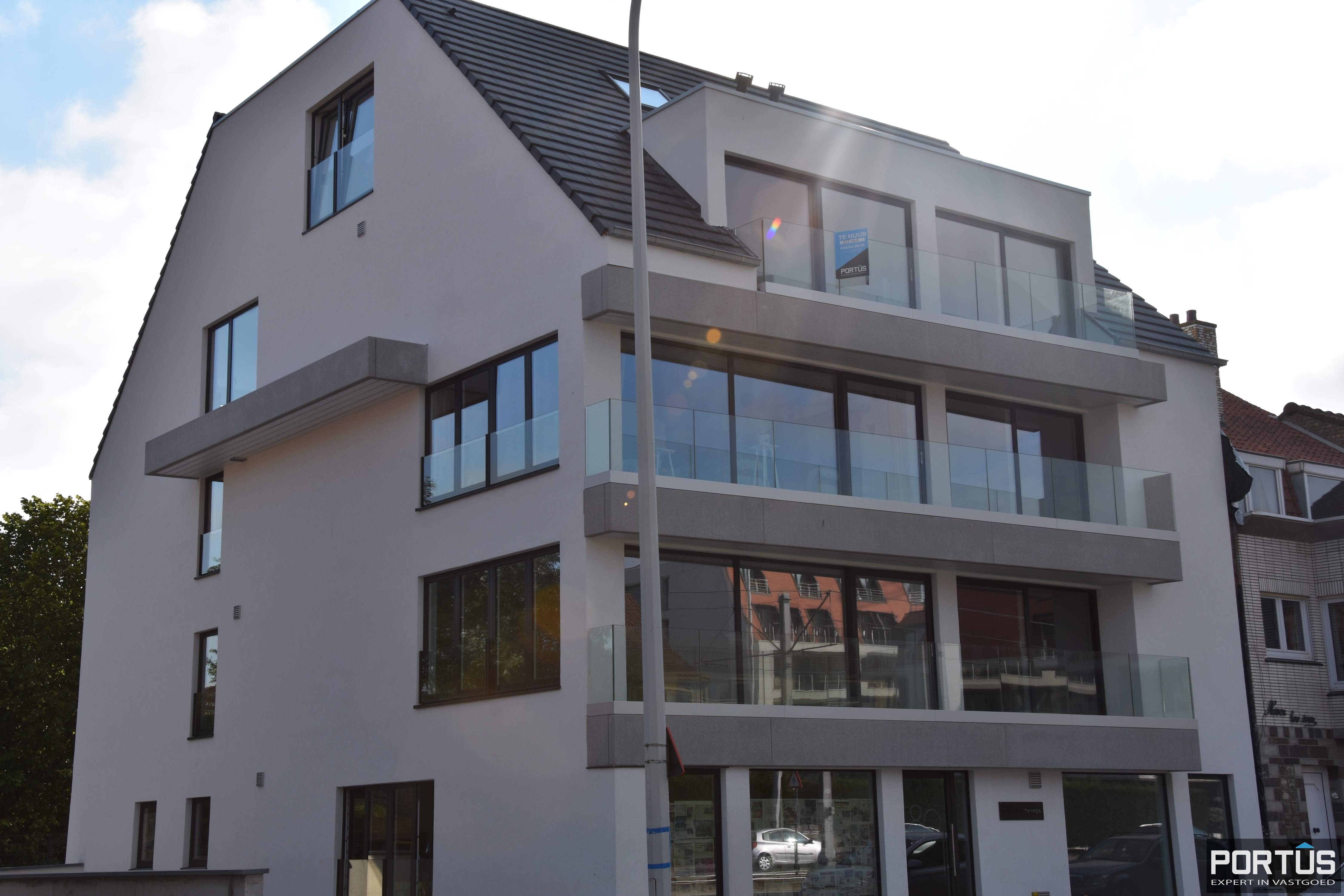 Appartement met berging en parking te huur foto 2