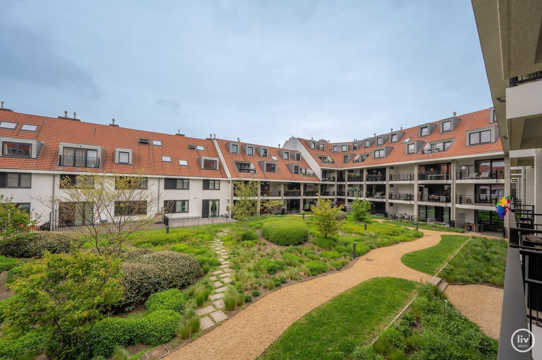 Instapklaar 2-slaapkamer appartement te Duinenwater voorzien van een inpandige ruim terras.    foto 9