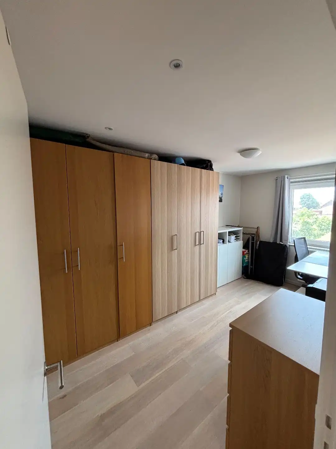 Prachtig appartement met 2 slaapkamers en 2 garages! foto 8