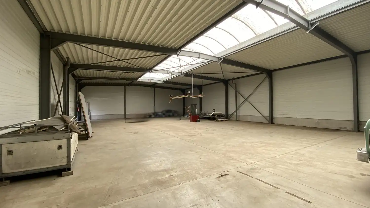 Te huur: veelzijdige bedrijfshal/magazijn op industrieterrein in Lanaken foto 8