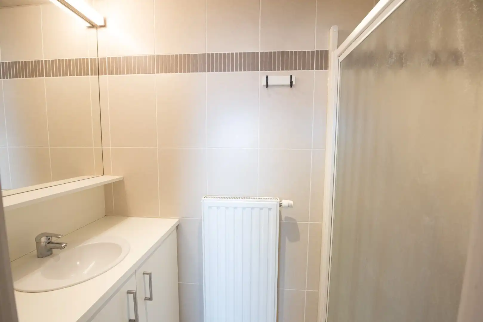 Lichtrijk duplex-appartement op een schitterende ligging in Centrum Waregem met garage! foto 5