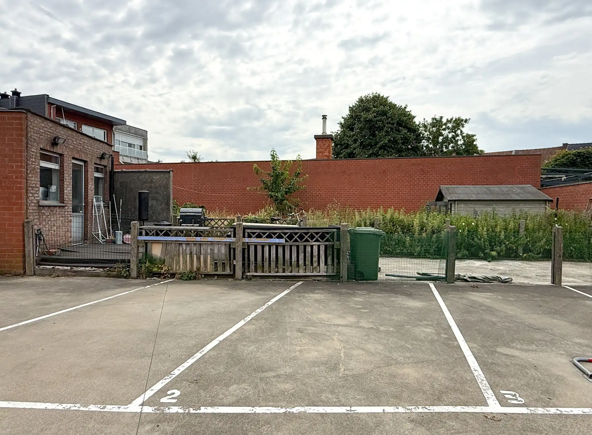 Appartement met 1 slaapkamer en autostaanplaats in het centrum van Beveren foto 11