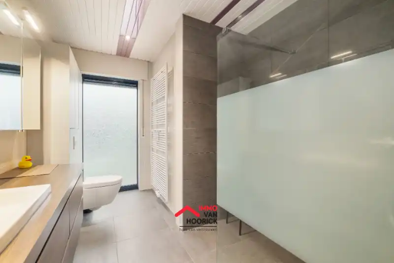 Mooie ruime woning 4 slaapkamers op 855m² foto 13