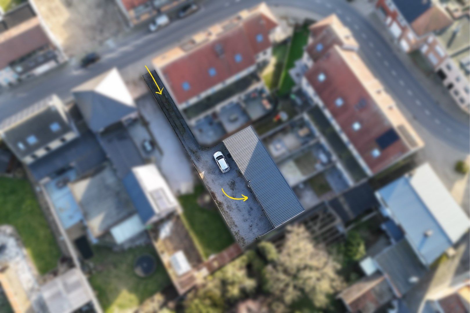 Ruime garage (16,50 m²) in hartje Bekegem foto 2