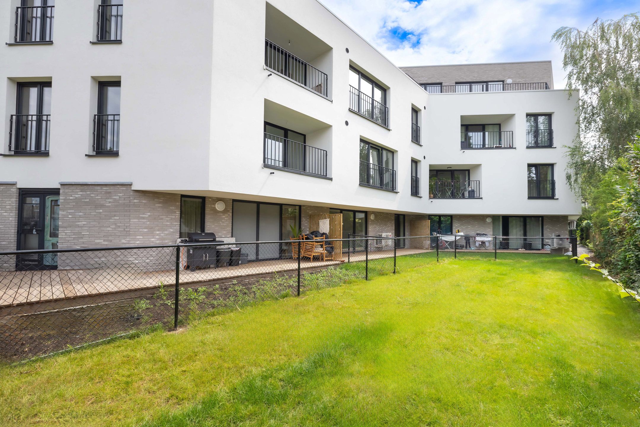 Nieuw kantooroppervlak – centrum van Evere foto 4