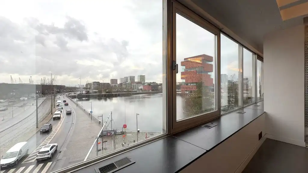 Kantoor te koop met uniek zicht op het MAS in Antwerpen foto 6