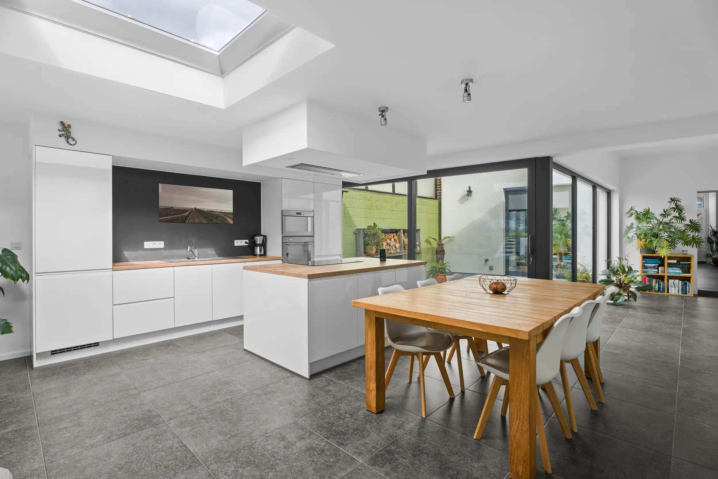 Van buiten bescheiden… van binnen pure verrassing. foto 3