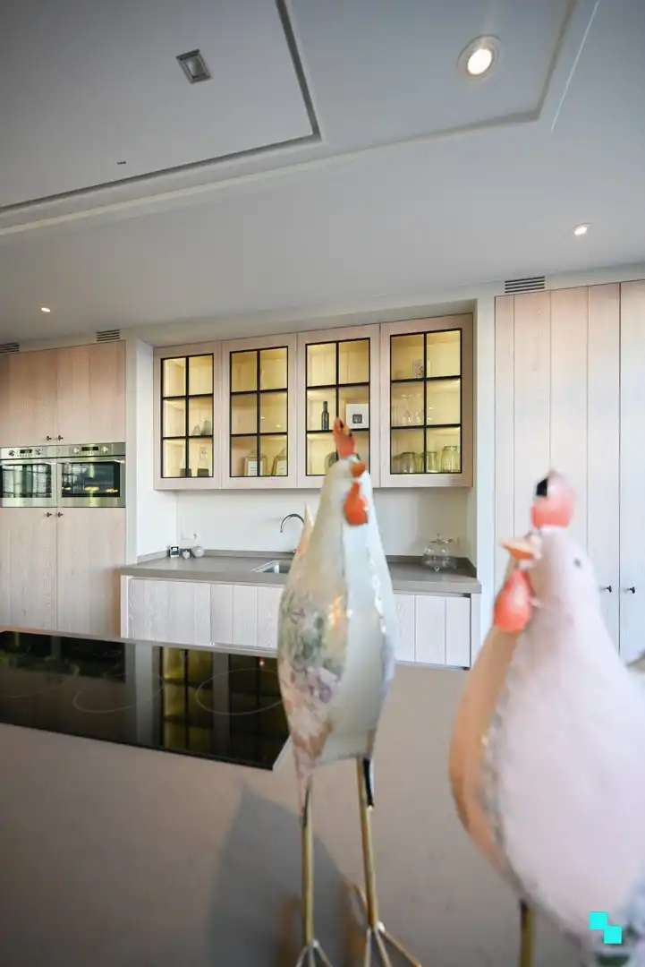 Piekfijn afgewerkte handelsruimte te Kachtem foto 16