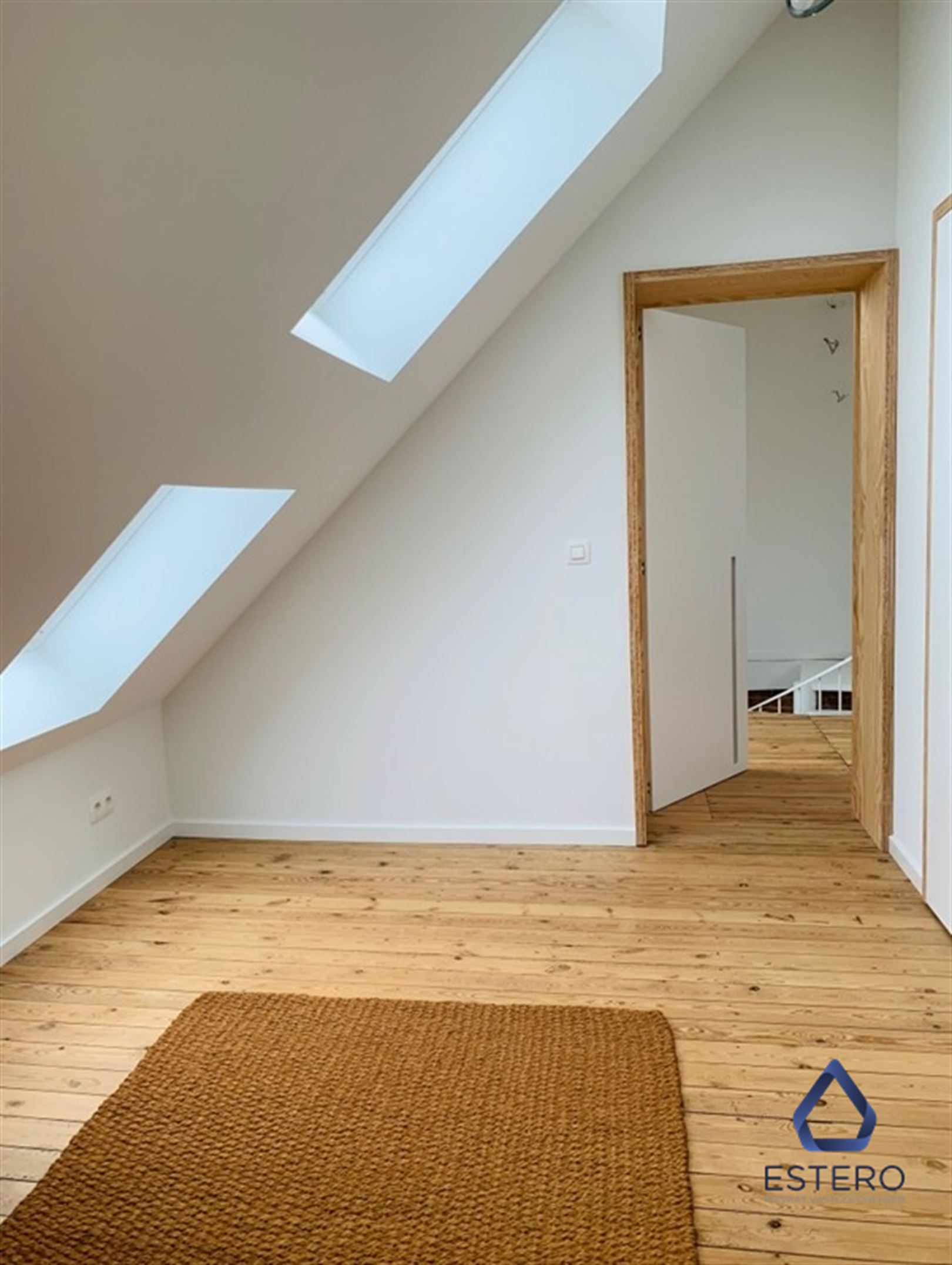 Architecturale topper in doodlopende straat foto 30