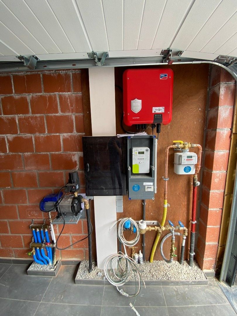 HALFOPEN WONING (bj 2021) MET 3 SLPKS, TUIN EN GARAGE IN HET CENTRUM foto 17