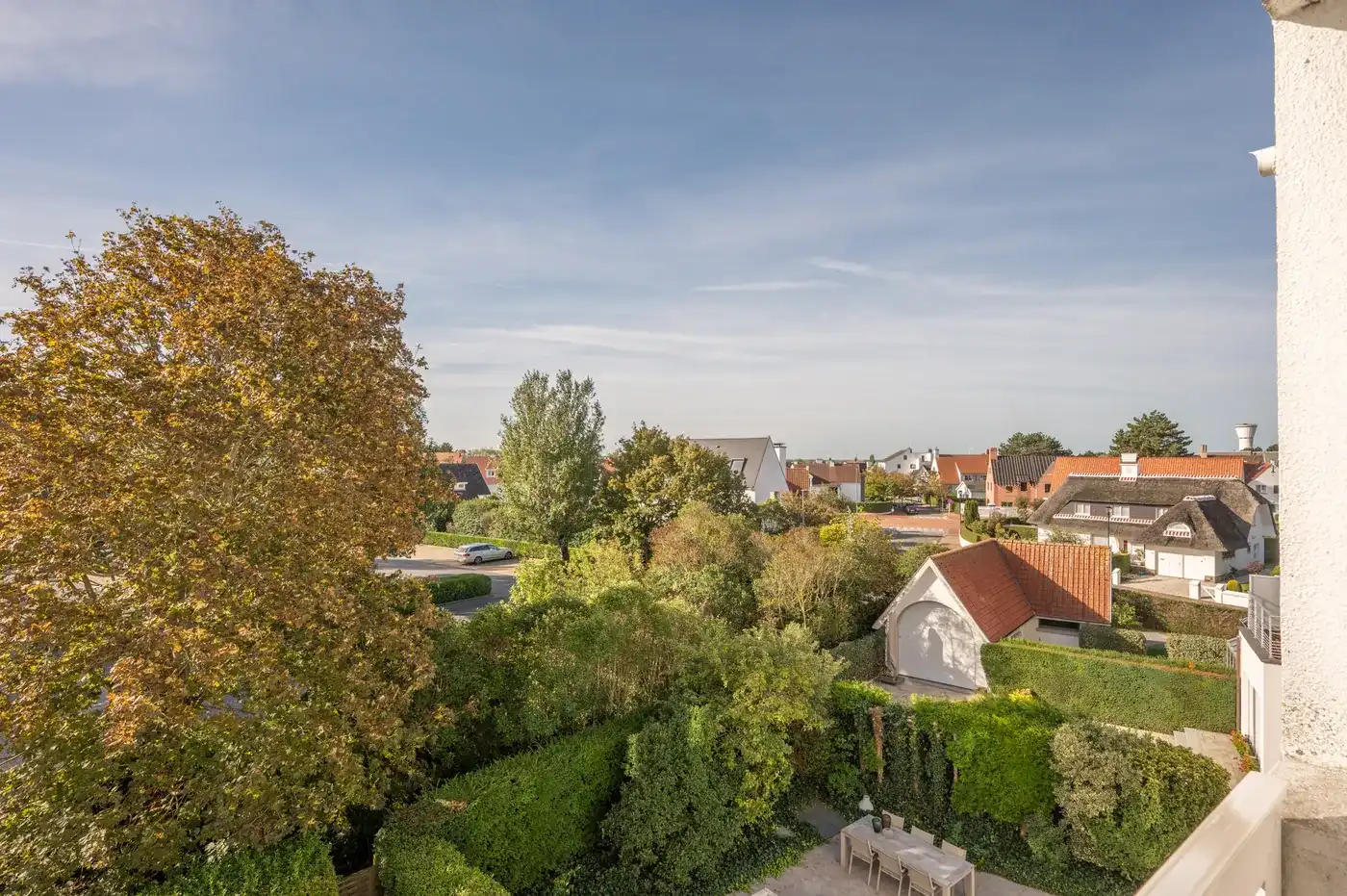 Renovatie opportuniteit! 3 gevel appartement met prachtig zicht op het Zegemeer  foto 13