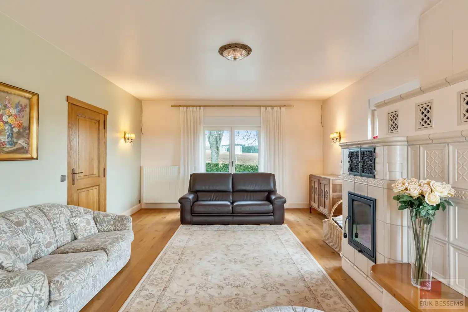 Landhuis met vrij uitzicht, &nbsp;5 slaapkamers, 2 badkamers, woonkamer, eetkamer/keuken. Woonopp. 277m2 gebruiksopp. 441m2, Perceelopp. 4170m2 foto 6