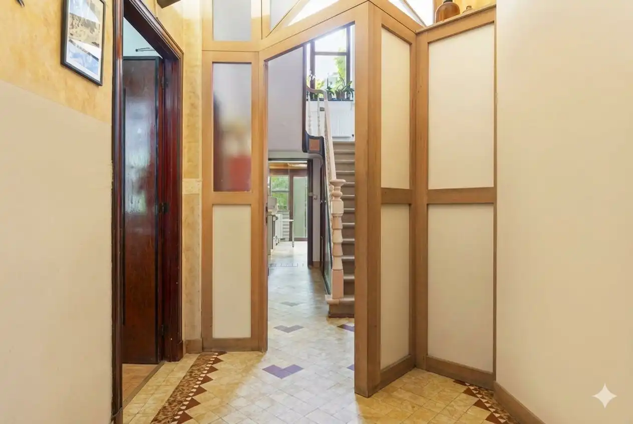 Charmant en ruim huis met 2 garageboxen in hartje Vilvoorde foto 27