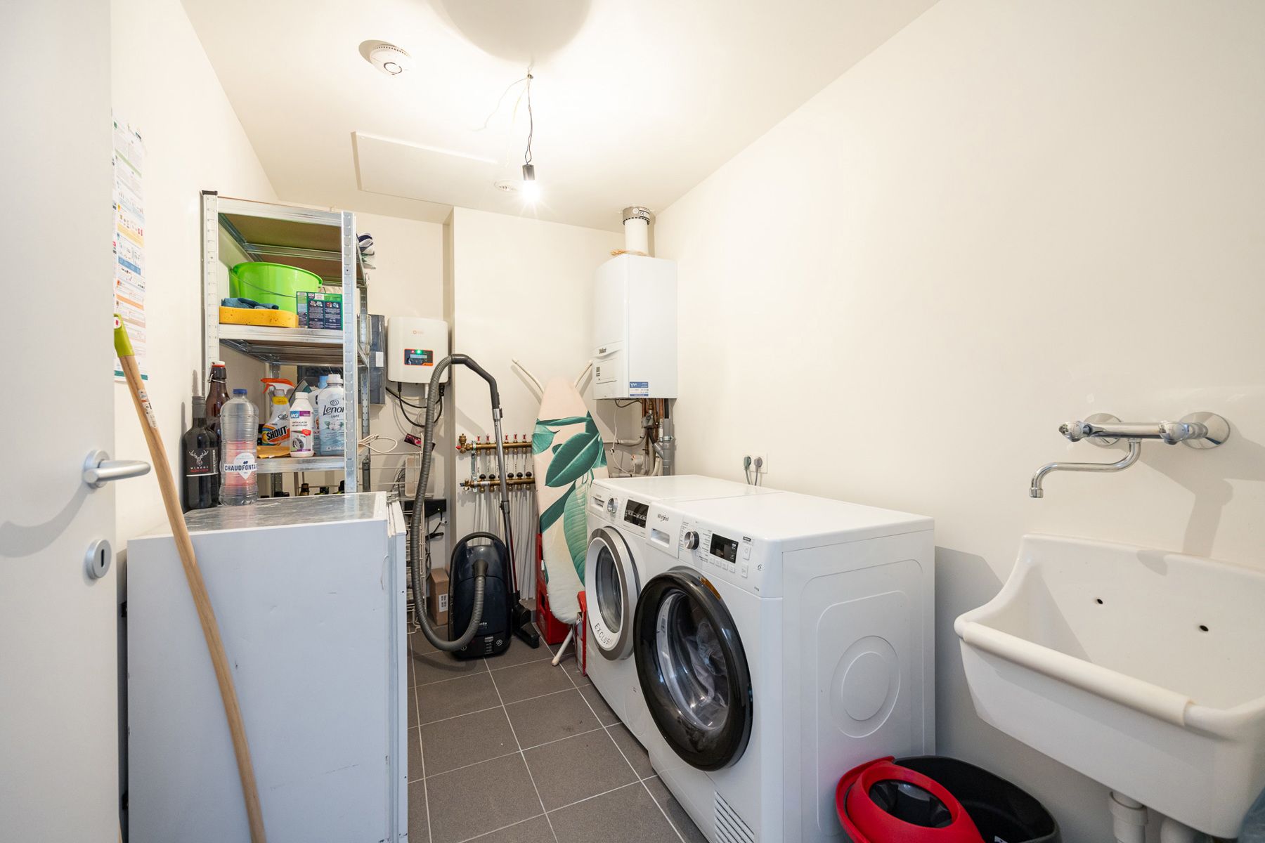 Recent en energiezuinig appartement met 2 slaapkamers in het centrum van Merksplas.  foto 9