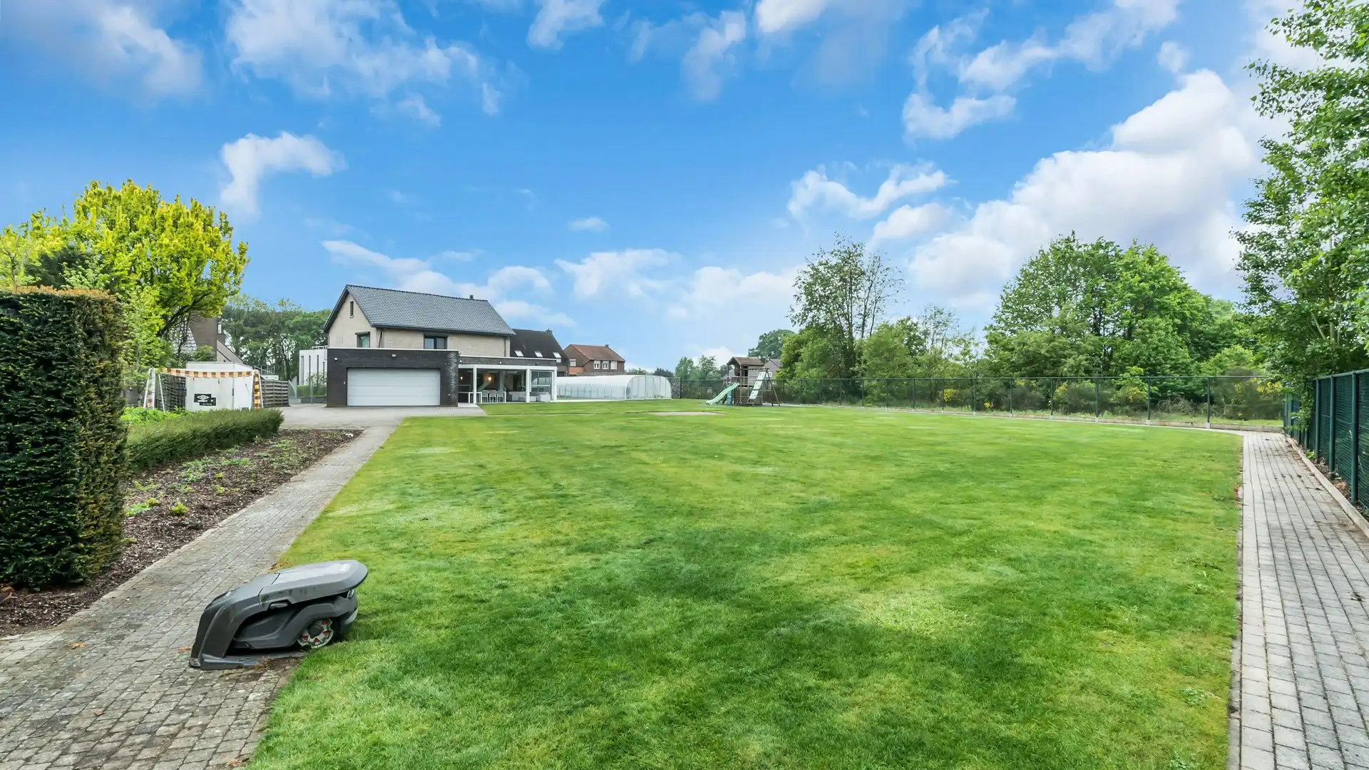 Energiezuinige villa met 4 slaapkamers op een perceel van 26a 90ca foto 2