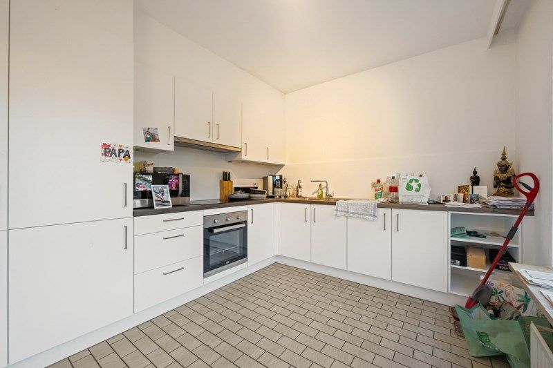 Ruim appartement op uitstekende ligging met 3 slaapkamers foto 5