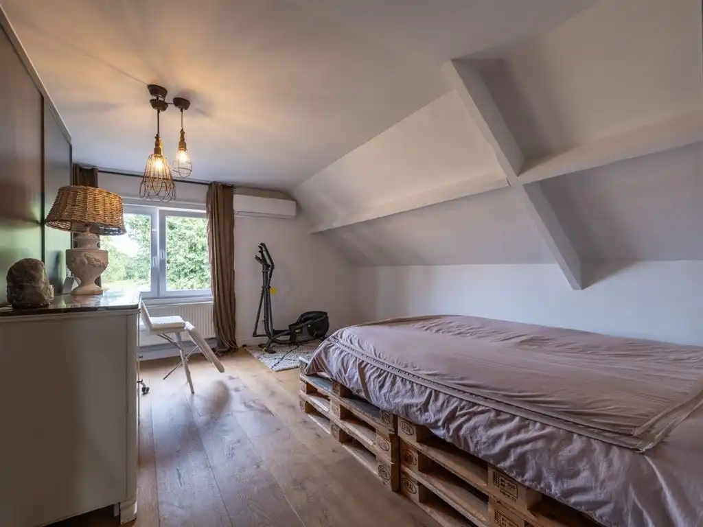 Gezellige, instapklare gezinswoning op riant perceel foto 45