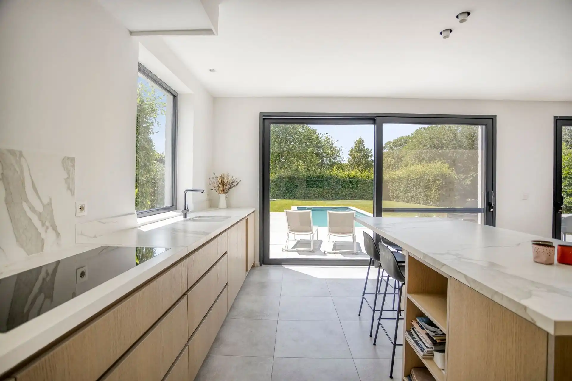Prachtige nieuwbouw van 2019  in doodlopende straat foto 14