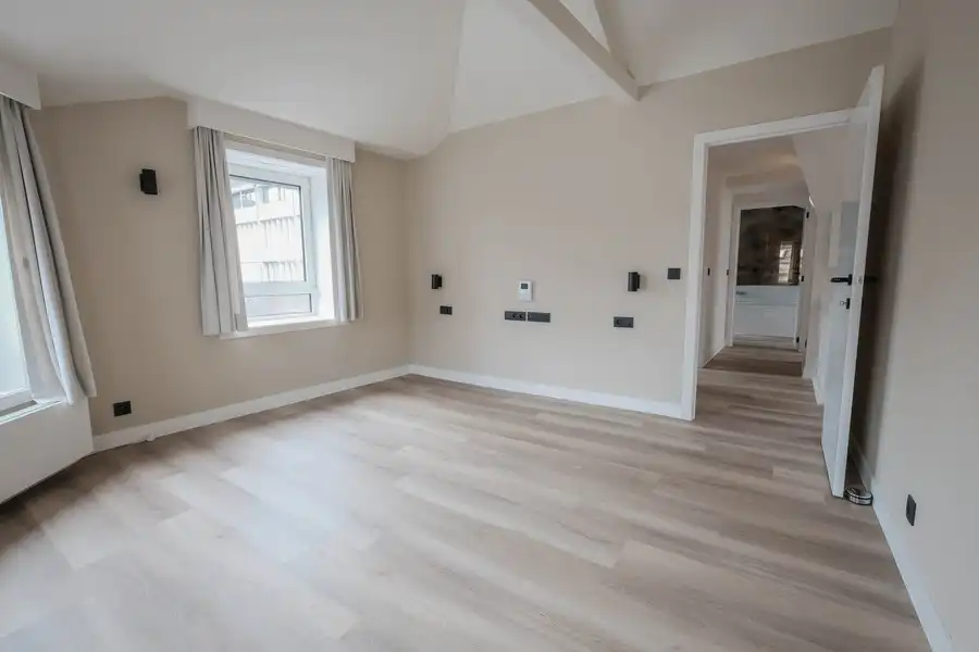 Prachtige duplex in centrum Hasselt met lift met opp van 125m2. foto 16