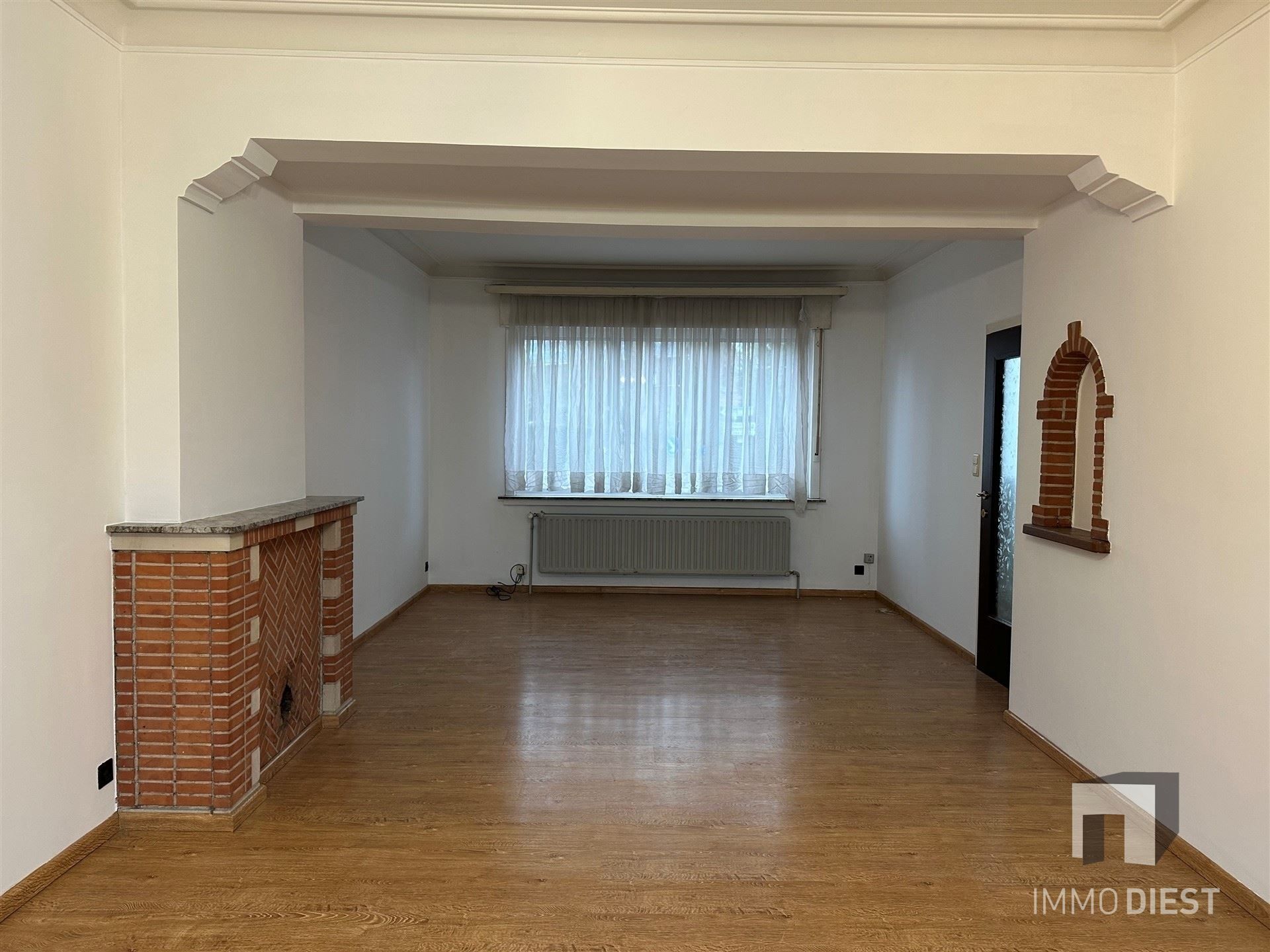 Op te frissen stadswoning met 3 ruime slaapkamers, bureau of dressing foto 6