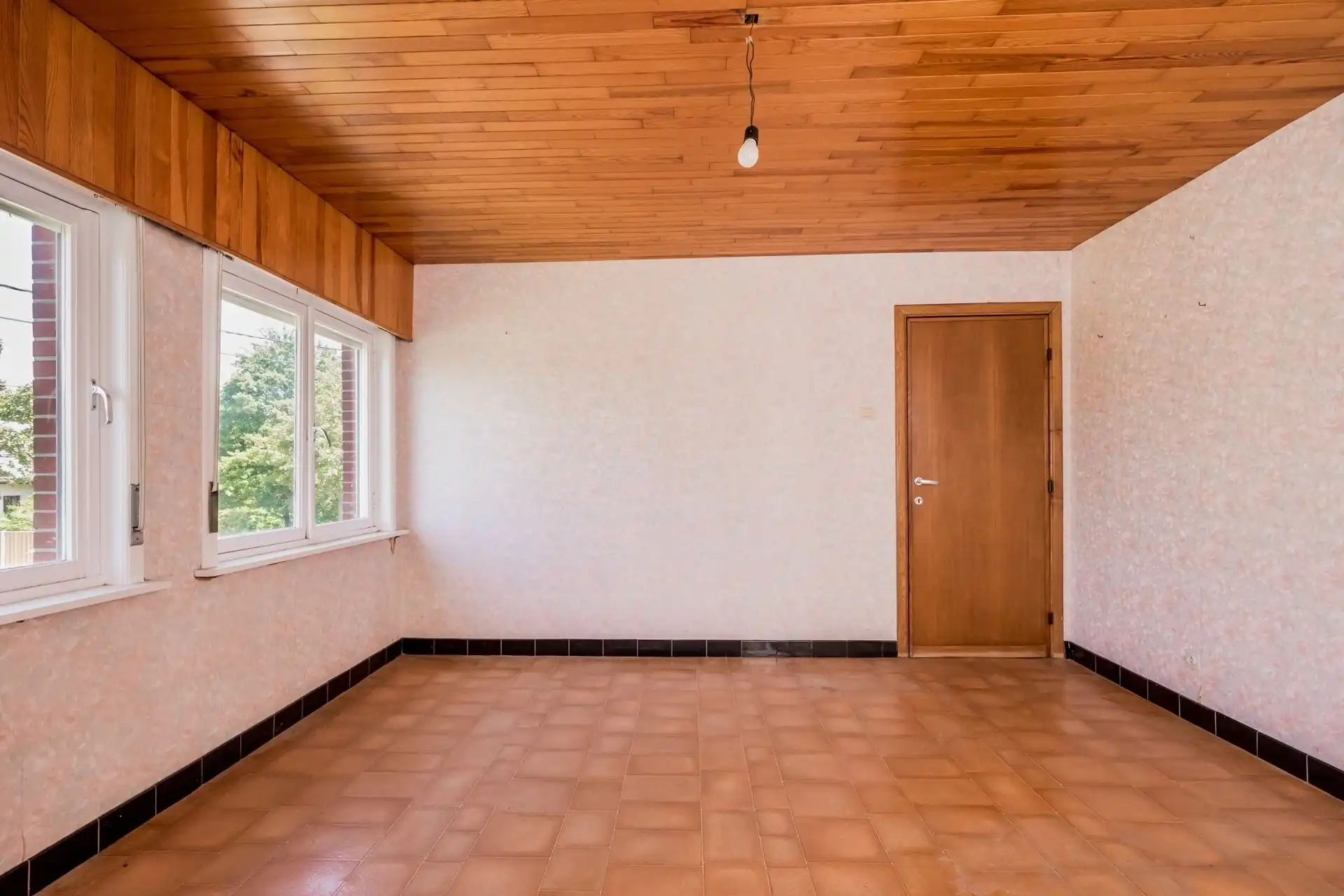 Te renoveren woning op toplocatie! foto 19