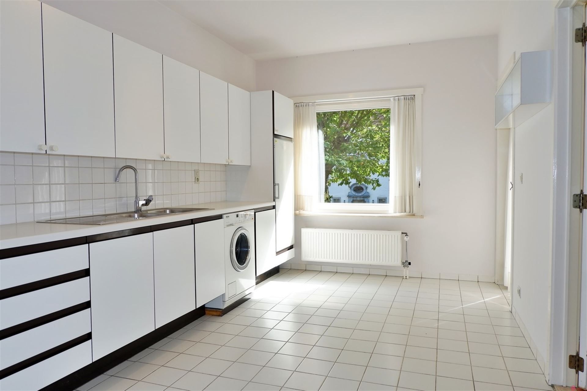 Appartement op aangename ligging foto 8