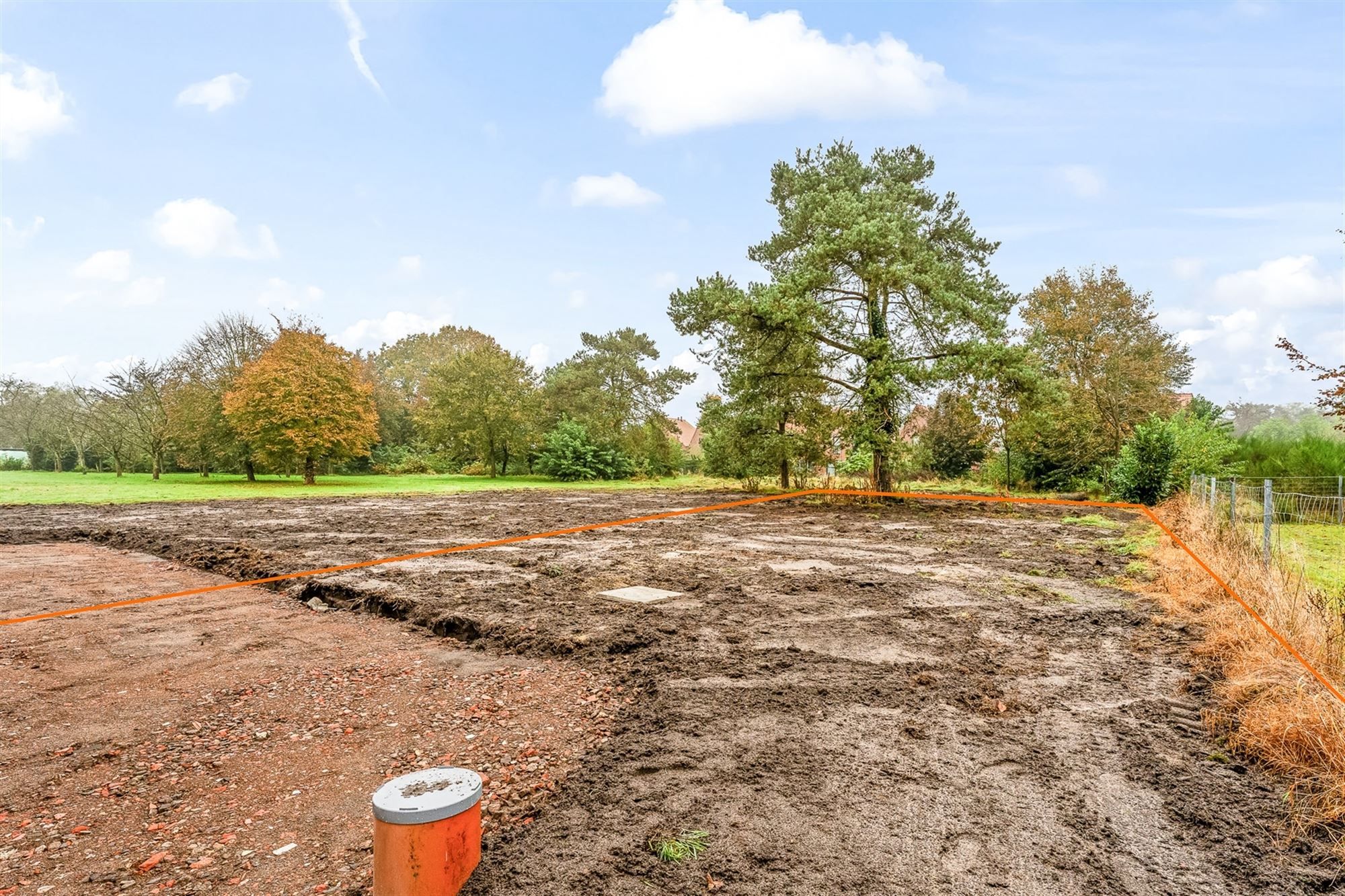 VOLLEDIG AFGEWERKTE NIEUWBOUWWONING IN DOODLOPENDE STRAAT foto 14