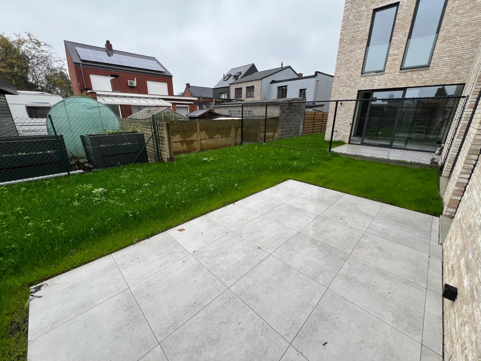 Nieuwbouw GLV app met 3 slpk - 2x terras - tuin - parking foto 13