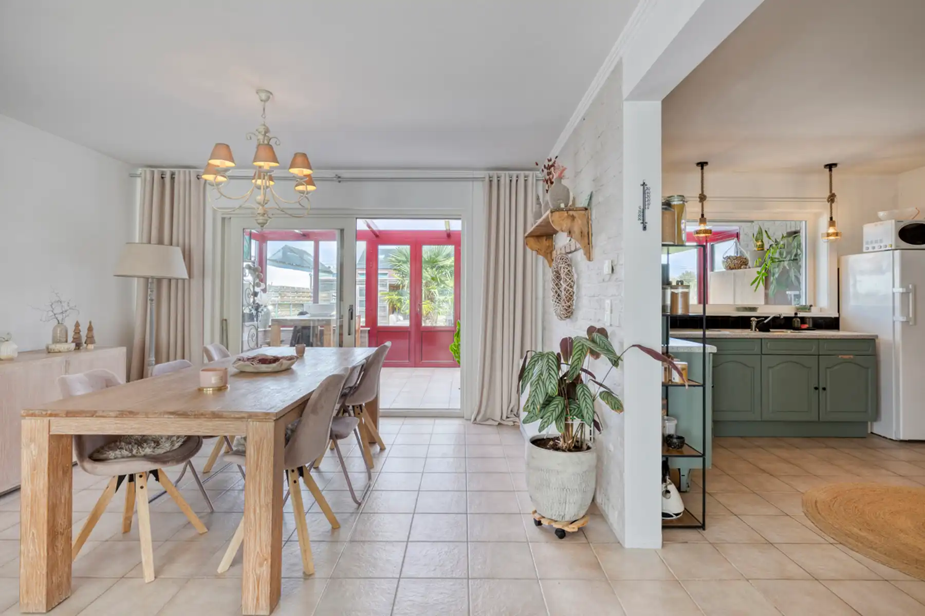 Rustig gelegen woning met prachtige tuin in Malderen  foto 8