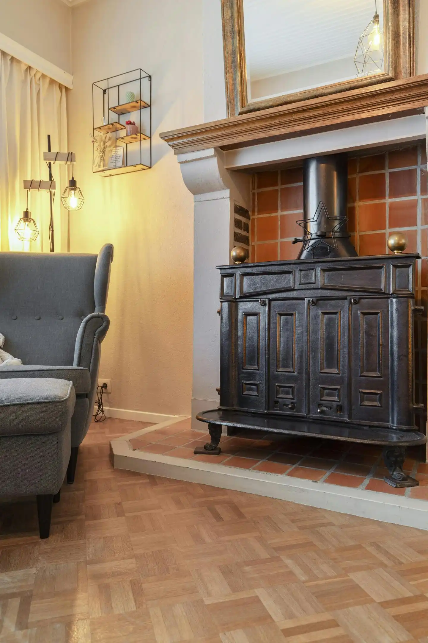 Instapklare woning in Kalmthout met 5 slaapkamers te koop. foto 7