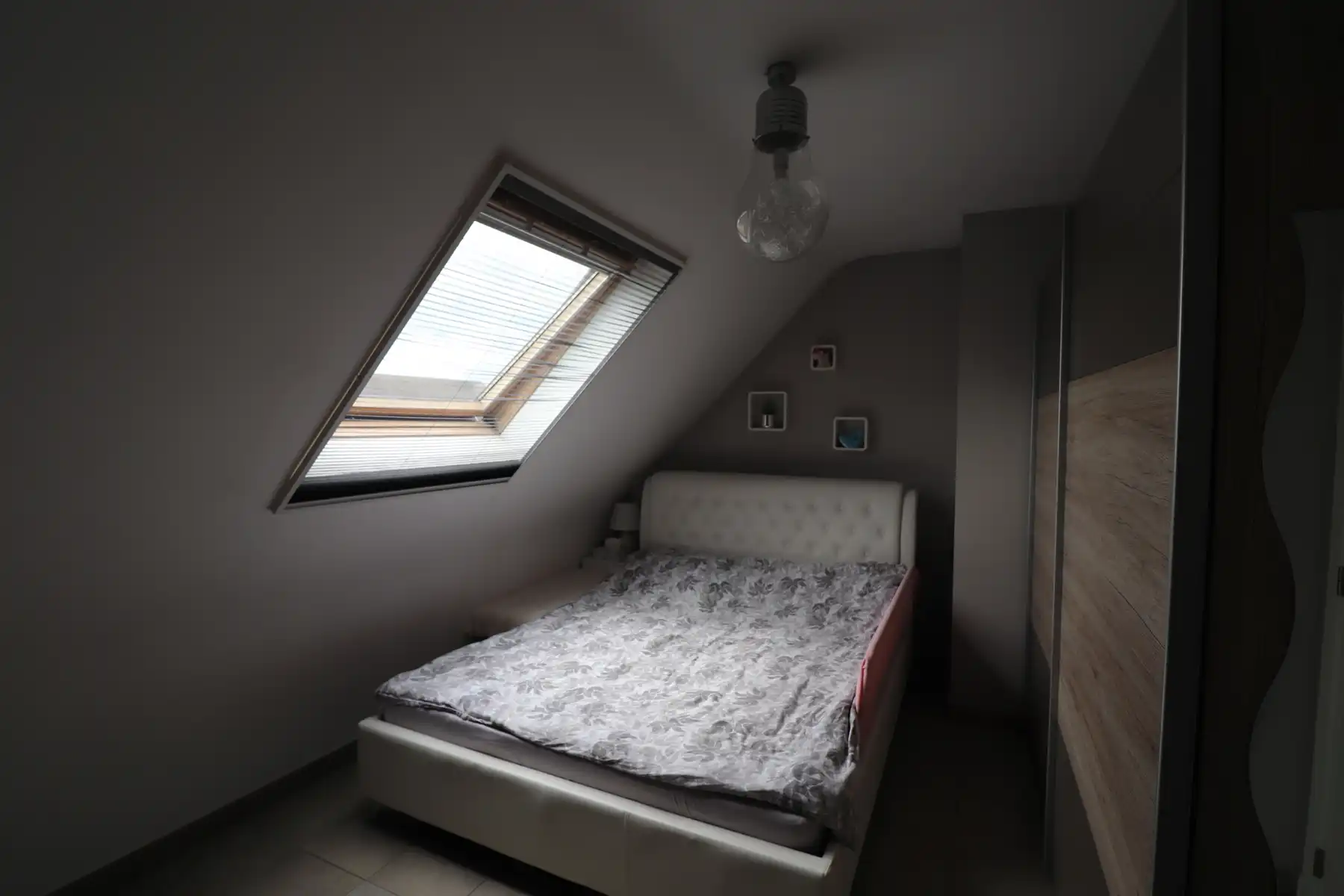 Duplex-appartement met lift, terras en garage. foto 11