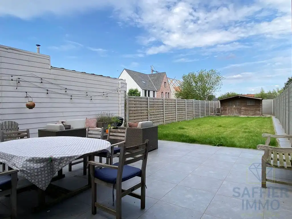 Hoofdfoto van de publicatie: Charmante woning met 850 m² grond en verrassend veel buitenruimte