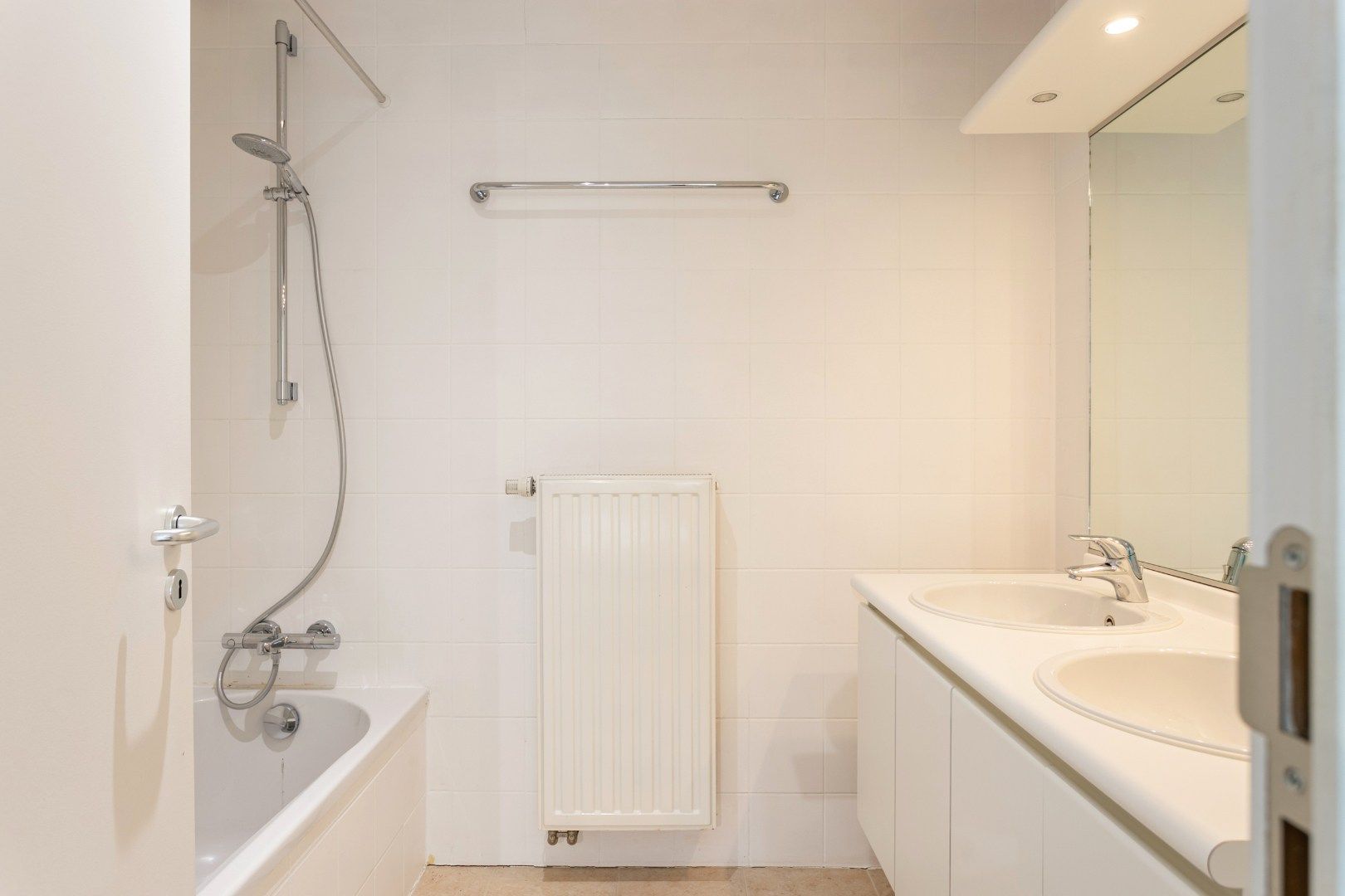 Uniek gelegen 1-slpk-appartement met garage in het Kluisbos foto 16