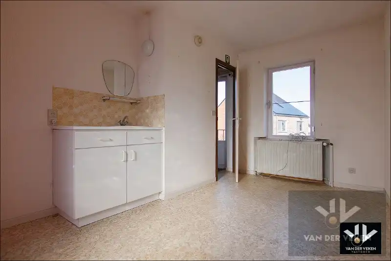 Multifunctioneel eigendom met 2 wooneenheden op een riant perceel van 21 aren 83 centiaren op een goed bereikbare, rustige locatie in Diepenbeek foto 33