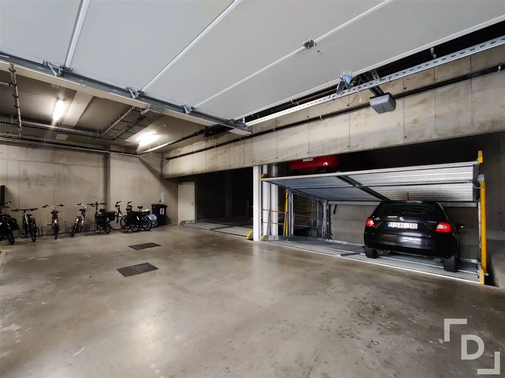 Gezellig dakappartement met terras en autostaanplaats. foto 15