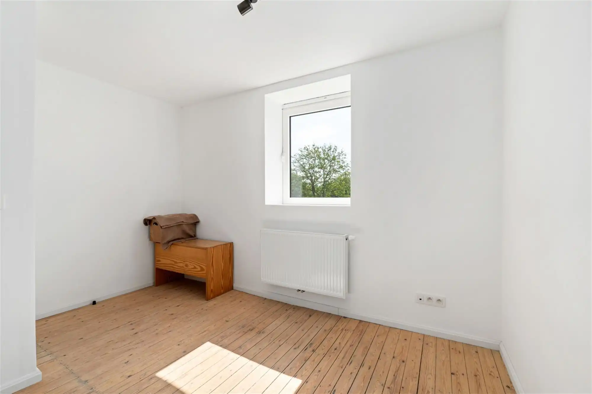 KARAKTERVOLLE WONING met 4 slaapkamers, garage & tuin op een perceel van ca. 811m² foto 20