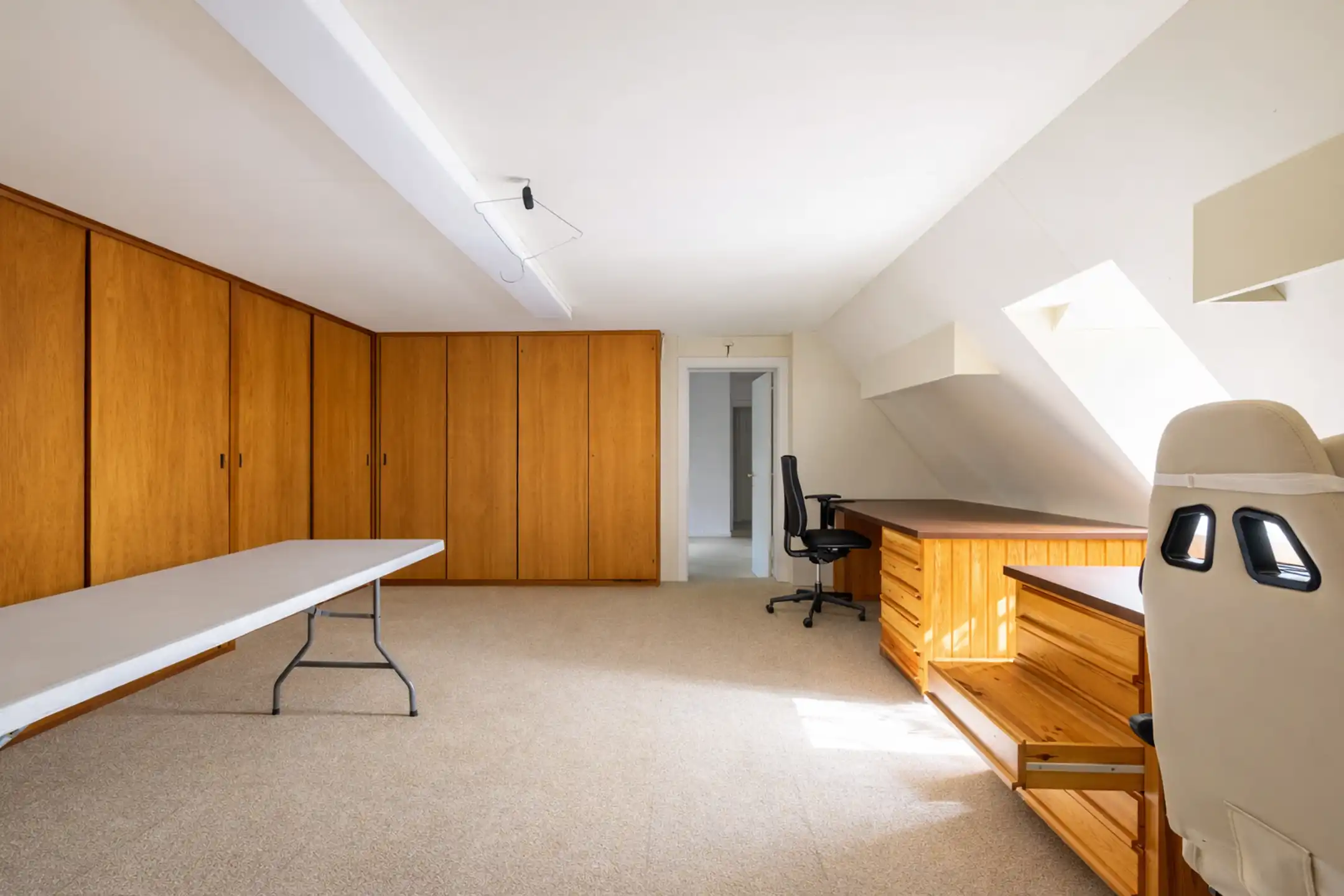 Riante te renoveren villa met grote tuin in centrum Rumbeke foto 9