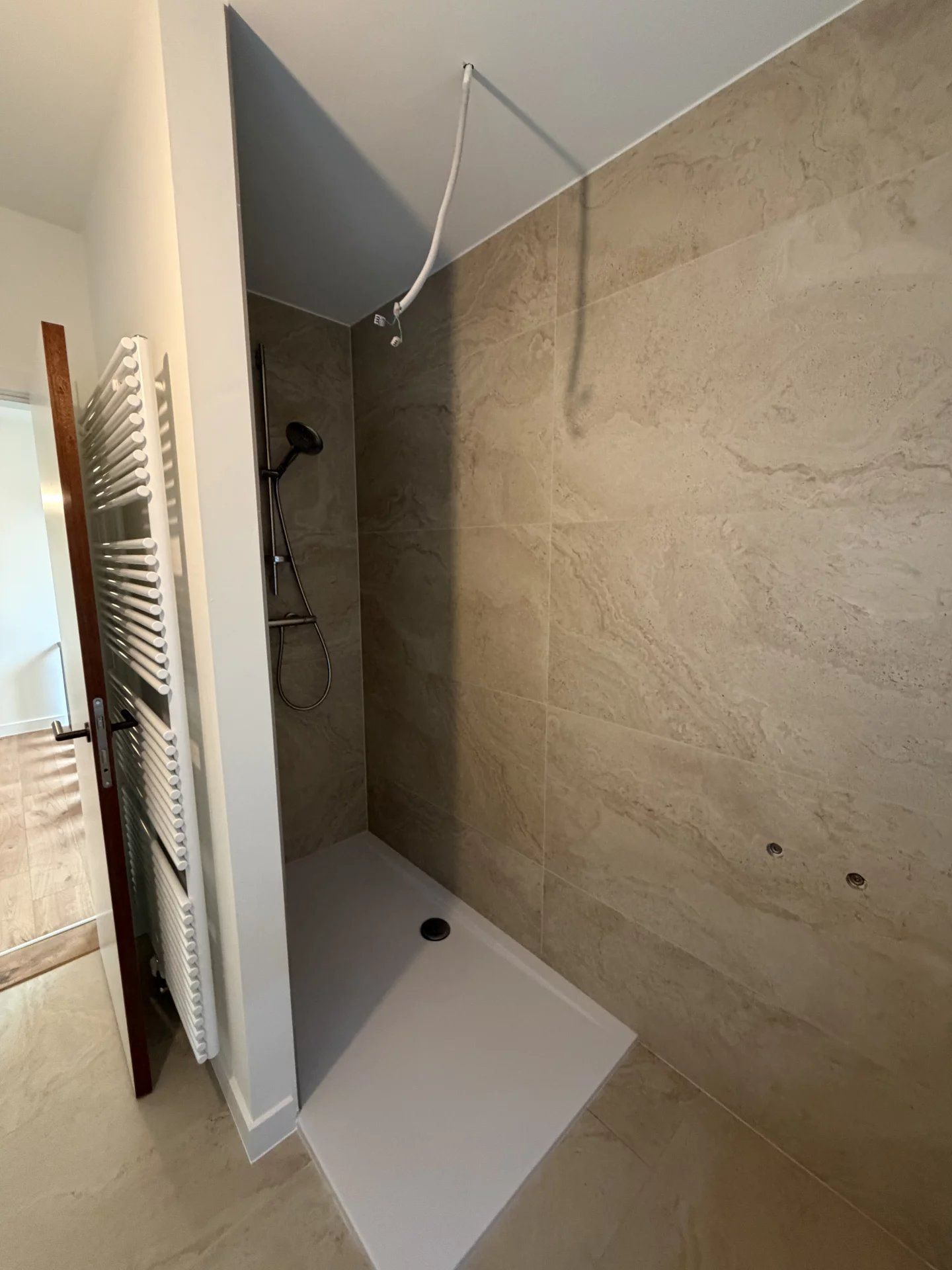 Prachtig gerenoveerde woning te Beringen foto 21