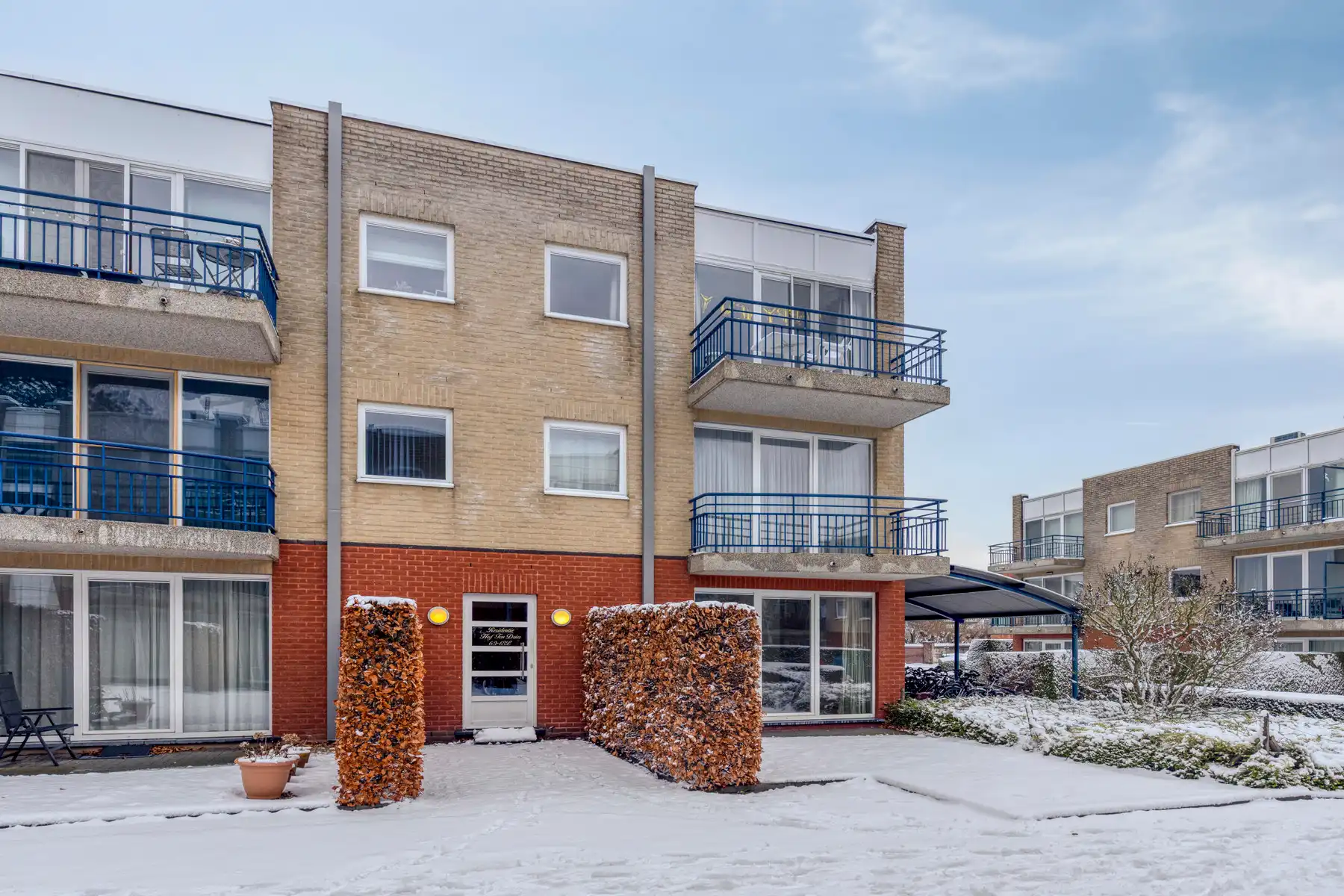 Gelijkvloersappartement met 2 slaapkamers en tuintje foto 2