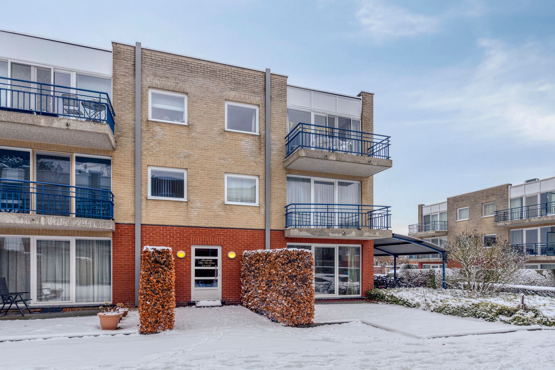 Gelijkvloersappartement met 2 slaapkamers en tuintje foto 2