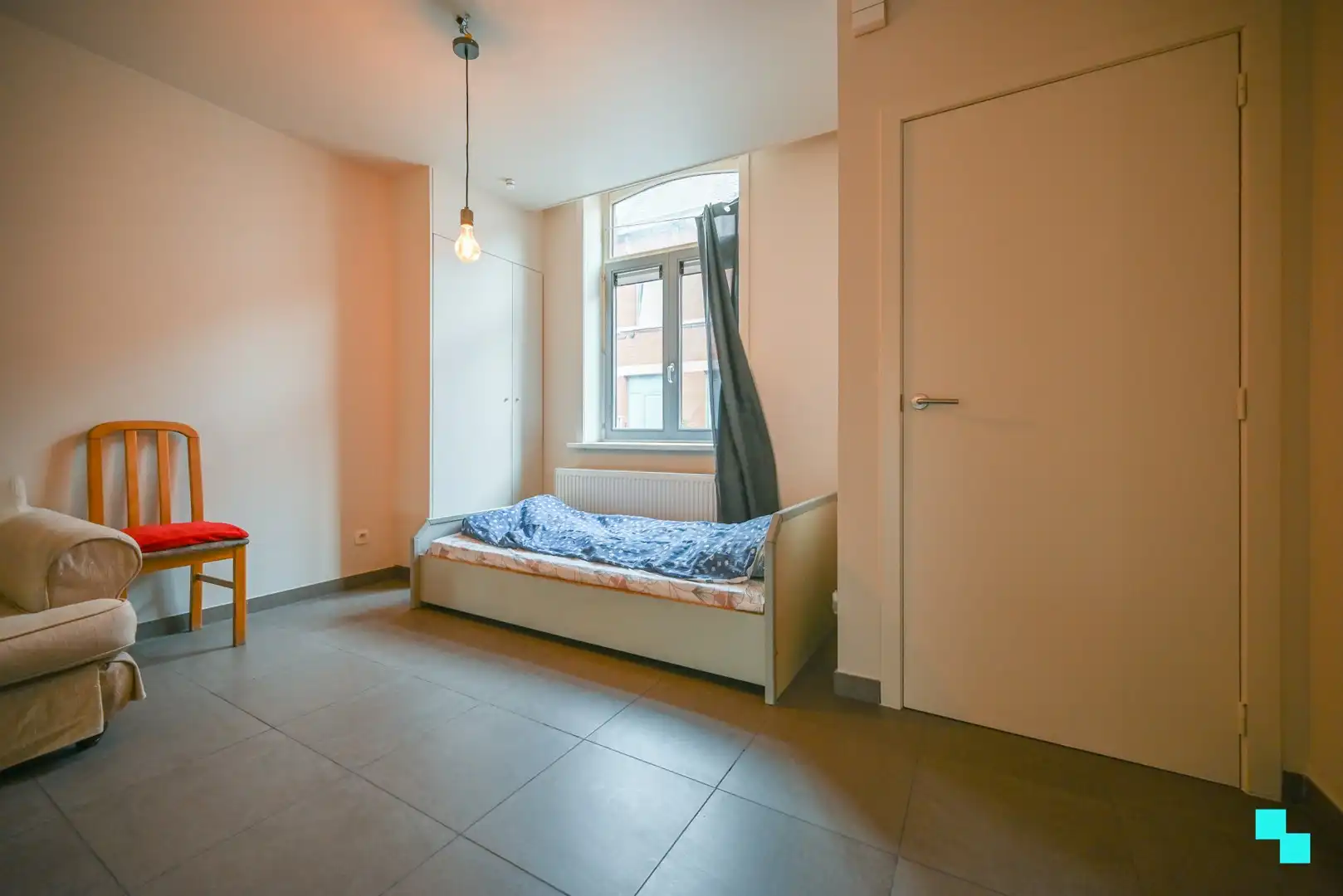 Instapklare woning met twee slaapkamers nabij centrum Izegem foto 9