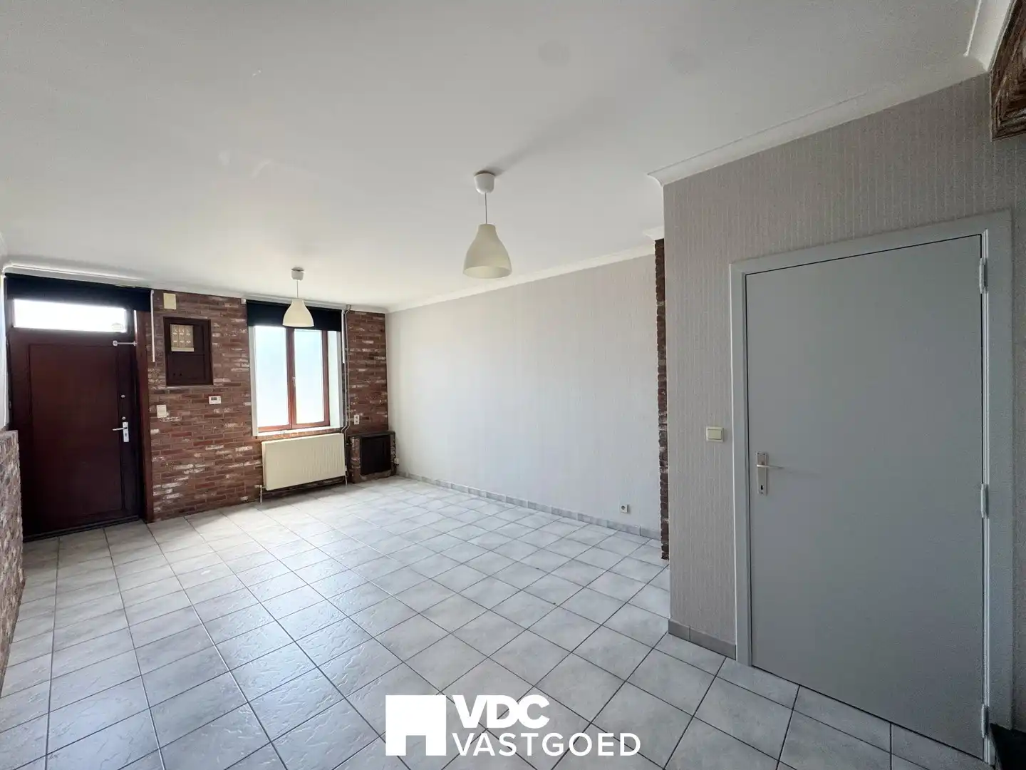 Te renoveren woning met 2 slaapkamers – interessante investering foto 4