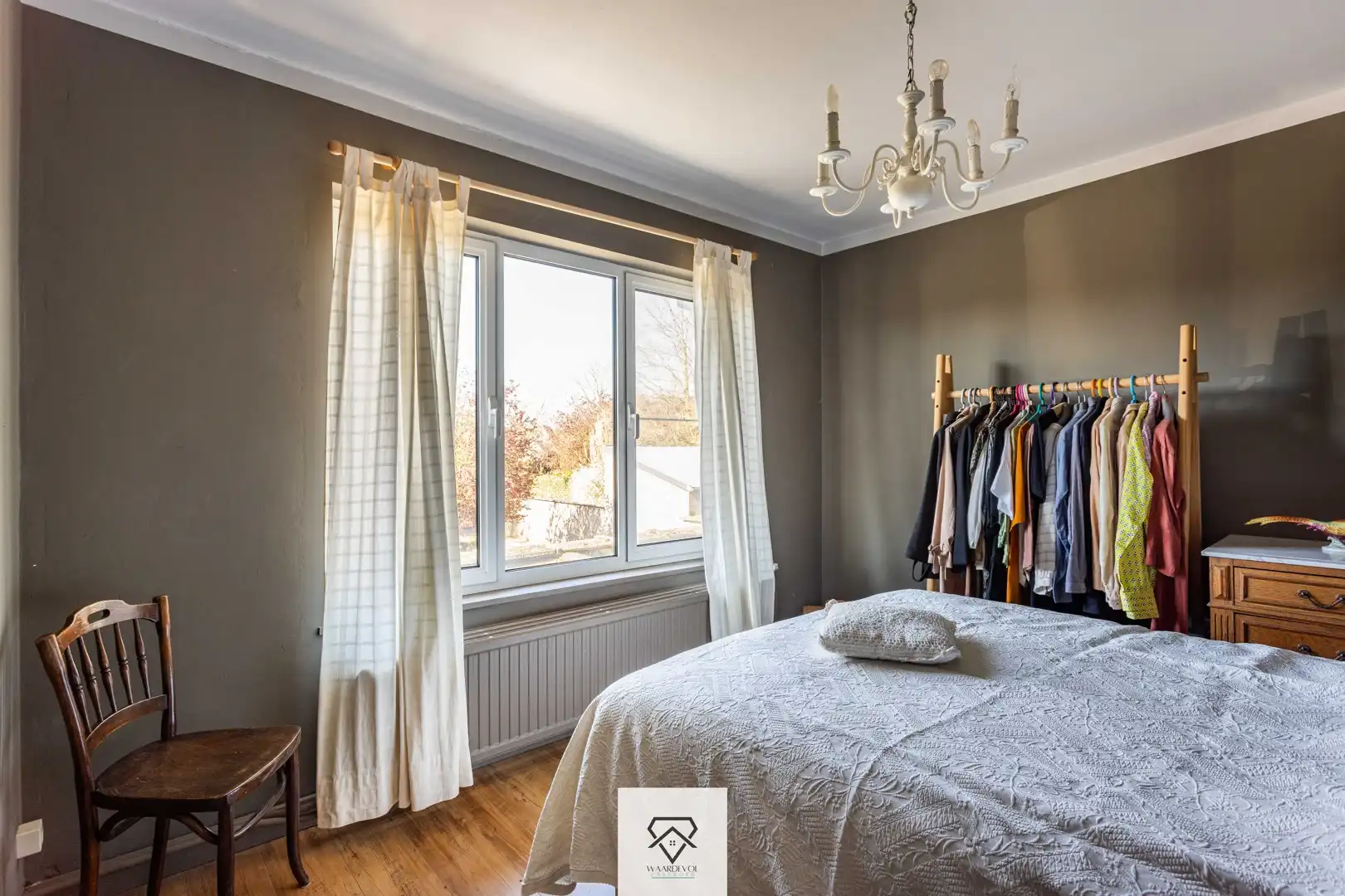 Gezinswoning met tuin en veel potentieel in het gegeerde Oostakker foto 21