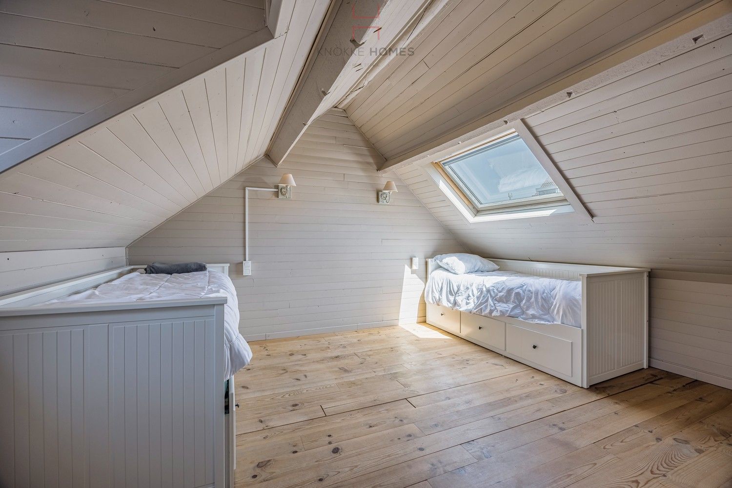 Charmante woning op wandelafstand van het strand in Heist foto 17