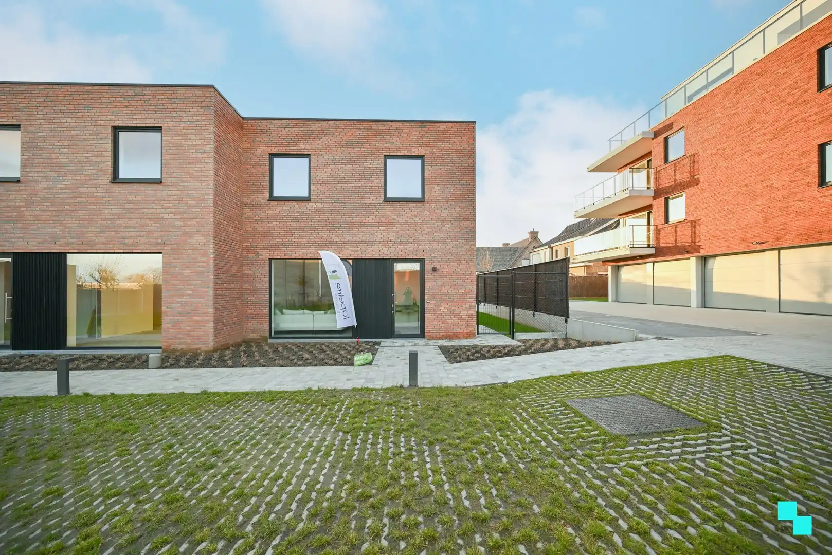 Modelwoning in een bijzonder woonpark! foto 27