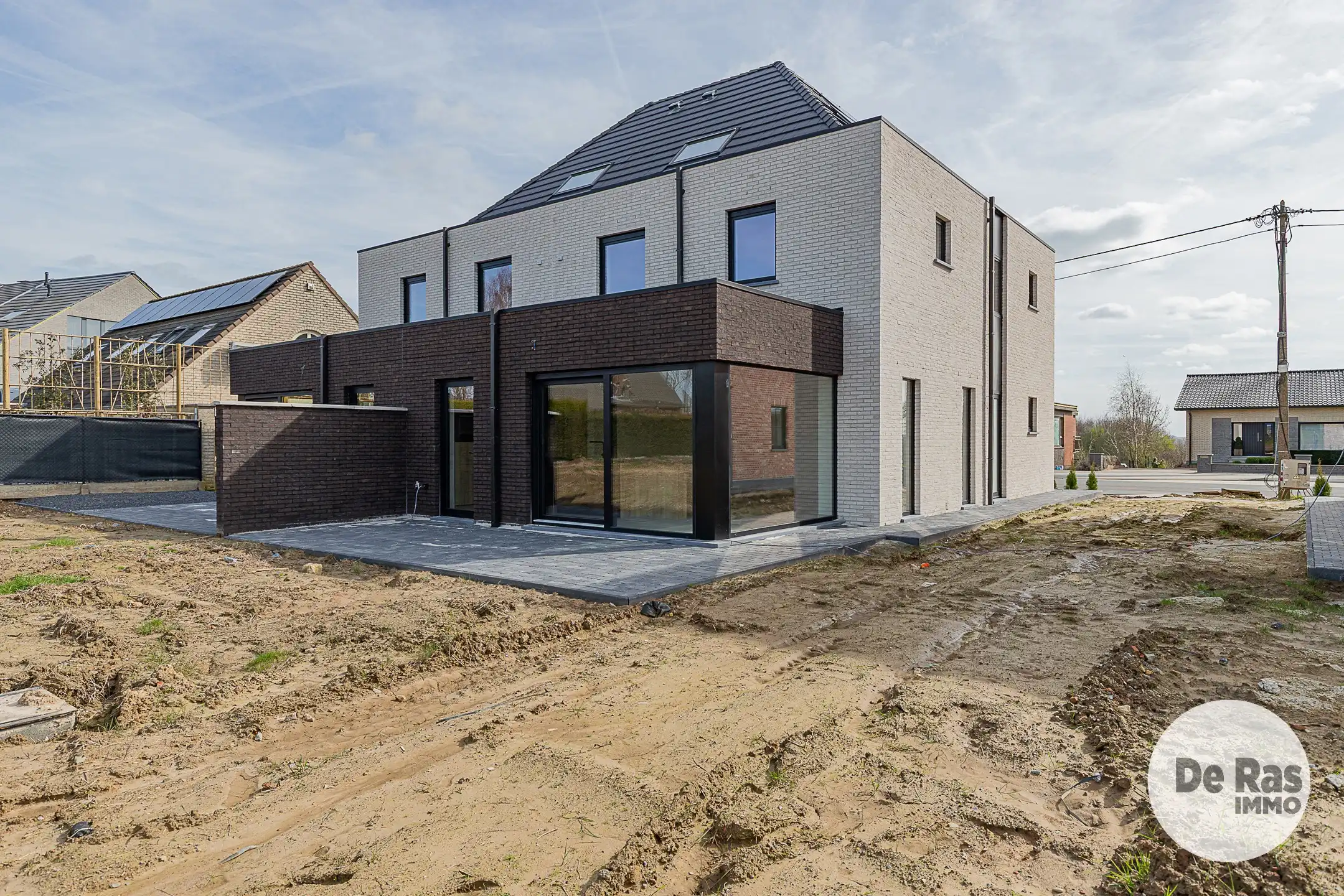 HELDERGEM - Tijdloze nieuwbouw voorzien van alle comfort foto 14