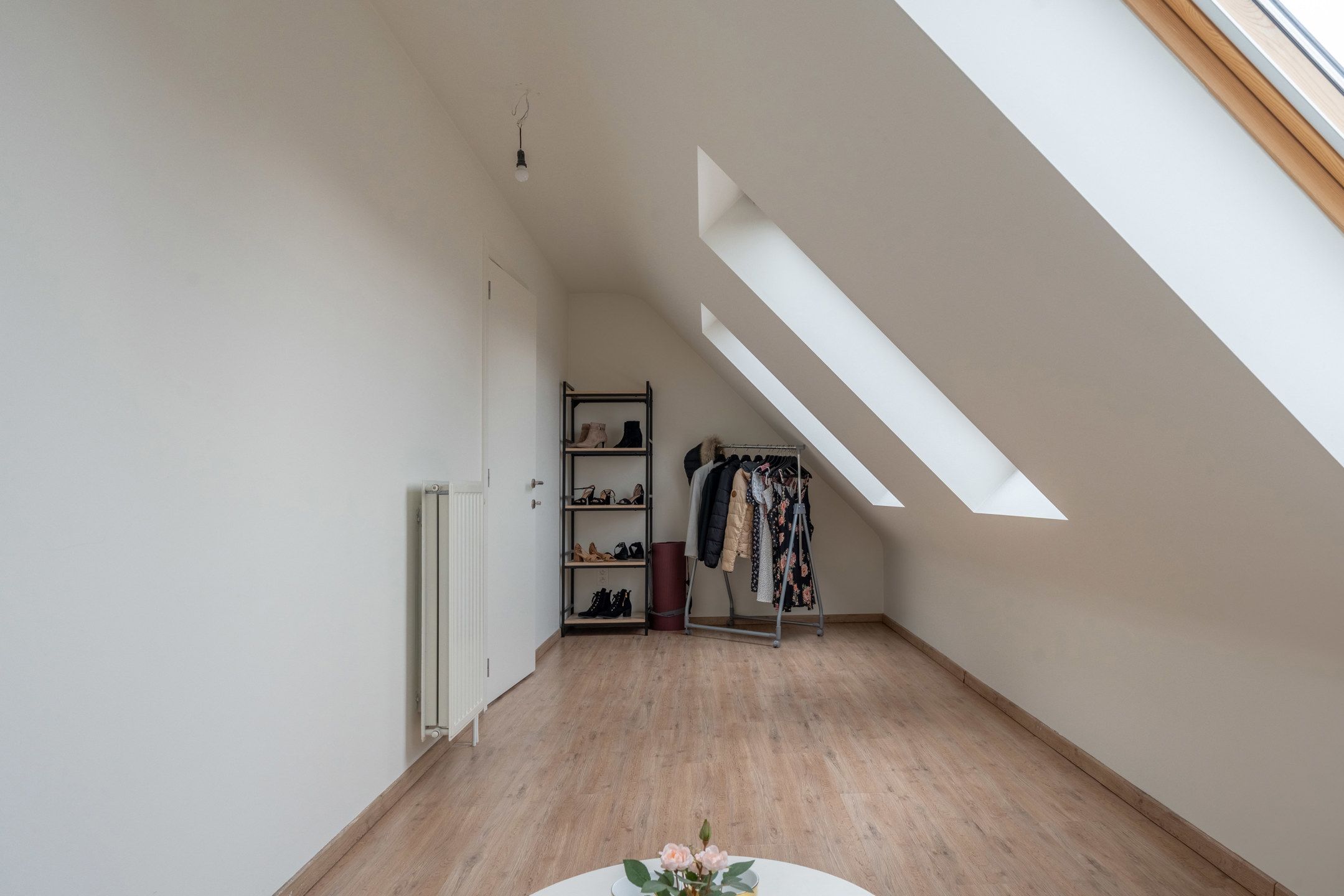 Gezellig 2-slaapkamer app met terras, berging en autostaanplaats. foto 17