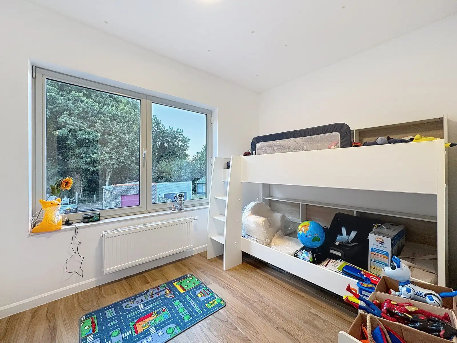 Instapklare woning met 2 slpks én garage! foto 11